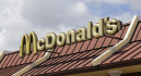 Restaurace McDonald\'s - logo, znak - ilustrační foto