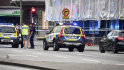 Ilustrační foto - Nejméně čtyři lidi dnes večer v centru jihošvédského Malmö postřelil neznámý útočník. Na snímku policisté na místě střelby.