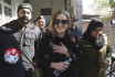 Ilustrační foto - Mladá Češka Tereza Hlůšková odchází od soudu v pákistánském Láhauru, 8. ledna 2019.