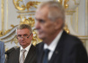 Ilustrační foto - Hradní kancléř Vratislav Mynář (vlevo) a prezident Miloš Zeman na snímku z 10. července 2018.