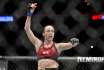 Ilustrační foto - Česká zápasnice Lucie Pudilová se raduje z vítězství v souboji elitní organizace UFC, 23. února 2019.