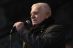 Bývalý prezident Václav Klaus vystoupil na pražském Staroměstském náměstí, kde se sešli 10. ledna 2021 odpoledne účastníci demonstrace nazvané Otevřeme Česko proti vládním opatřením, která souvisejí s koronavirovou pandemií.
