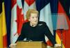 Ilustrační foto - Ministryně zahraničí USA Madeleine Albrightová při projevu 12. března 1999 během slavnostního přijetí České republiky, Polska a Maďarska do Severoatlantické aliance v americkém městě Independence.