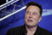 Ilustrační foto - Generální ředitel společnosti Tesla a SpaceX Elon Musk dorazil na mediální cenu Axel Springer v Berlíně 1. prosince 2020.