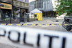 Místo činu před barem v centru Osla, kde došlo 25. června 2022 ke střelbě. Zahynuli při ní dva lidé.