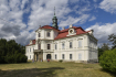 Mimořádné zpřístupnění barokního zámku v Trpístech na Tachovsku, který soukromí vlastníci v posledních letech zachraňují ze zdevastovaného stavu a vracejí mu původní podobu, 16. července 2022 Trpísty.
