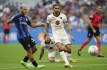 Utkání 6. kola italské fotbalové ligy Inter Milán - FC Turín, 10. září 2022. Uprostřed Ricardo Rodriguez z Turína a vlevo Federico Dimarco z Interu. 