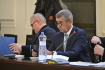 U Městského soudu v Praze začalo hlavní líčení v případu kolem dotace na stavbu areálu Čapí hnízdo, ve kterém čelí obžalobě bývalý premiér Andrej Babiš (vpravo), 12. září 2022.