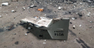Ukrajinská armáda oznámila, že v Charkovské oblasti sestřelila \"sebevražedný dron\" íránské výroby. Nna snímku trosky dronu, které ukazují na trojúhelníkový či deltovitý tvar letounu. Írán vyrábí podobný letoun známý pod označením Šáhid.