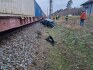 Na přejezdu u Moravského Písku na Hodonínsku se srazil osobní vlak s automobilem, 8. prosince 2022. Následně se na stejném přejezdu srazil nákladní vlak s osobou v kolejišti.