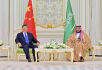 Čínský prezident Si Ťin-pching (vlevo) a saúdskoarabský korunní princ Muhammad bin Salmán při jednání v Rijádu 8. prosince 2022.