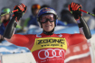 Švýcarský lyžař Marco Odermatt se raduje v cíli ze svého vítězství v obřím slalomu Světového poháru v Alta Badii  v Itálii, 19. prosince 2022. 