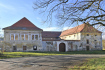Opravovaný zámek v Čečovicích na Domažlicku, 17. ledna 2023