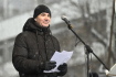 Organizátor Ladislav Vrabel hovoří na protivládní demonstraci, 21. ledna 2023, Václavské náměstí, Praha.