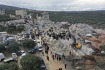 Trosky budovy zřícené při zemětřesení v syrském městě Harem, 6. února 2023.