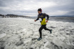 Na zamrzlé hladině lipenské přehrady se 11.února 2023 konal extrémní běžecký závod Lipno Ice Marathon. Na snímku je nejrychlejší běžec Václav Bauer, který trať na 42 kilometrů dlouhé ledové dráze zvládl za tři hodiny 12 minut a 56 vteřin. 