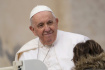 Papež František na snímku z 8. března 2023.