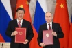 Ruský prezident Vladimir Putin (vpravo) po jednání s čínským vůdcem Si Ťin-pchingem v Moskvě, 21. března 2023. 