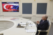 Ruský prezident Vladimir Putin během videokonference v Moskvě u příležitosti zavážení jaderného paliva do první turecké jaderné elektrárny, 27. dubna 2023. 