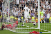 Utkání 36. kola španělské fotbalové ligy Real Madrid - Vallecano, 24. května 2023. Karim Benzema z Realu Madrid právě vstřelil úvodní gól zápasu. 