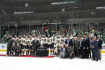 Hokejisté Vegas s trofejí pro vítěze Západní konference play off NHL, 29. května 2023.