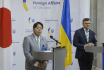 Zprava ukrajinský ministr zahraničí Dmytro Kuleba a jeho japonský protějšek Jošimasa Hajaši na tiskové konferenci v Kyjevě, 9. září 2023. . 