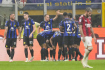 Utkání 4. kola italské fotbalové ligy Inter Milán - AC Milán, 16. září 2023. Hráči Interu se radují z gólu Henricha Mchitarjana.