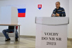 Předčasné parlamentní volby 30. září 2023 na Slovensku. Na snímku volební místnost v obci Kúty.