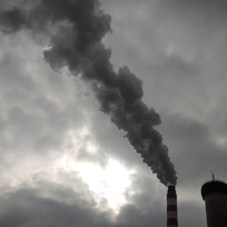 Kouř, smog, průmysl, elektrárna, emise, ekologie - ilustrační foto