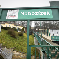 Pražská lanovka na Petřín. Na snímku z 5. ledna 2021 je zastávka lanové dráhy Nebozízek.