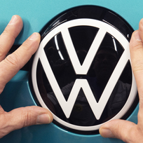Ilustrační foto - Logo automobilky Volkswagen - ilustrační foto.