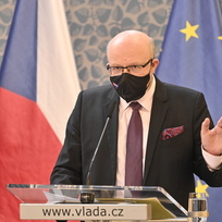 Ilustrační foto - Ministr zdravotnictví Vlastimil Válek (TOP 09) na tiskové konferenci po jednání vlády 19. ledna 2022 v Praze.