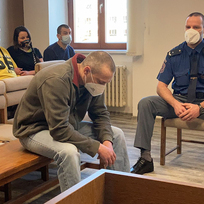 Před českobudějovickým krajským soudem stanul 21. ledna 2022 pětačtyřicetiletý muž, který podle obžaloby loni usmrtil těhotnou ženu. Hrozí mu až výjimečný trest. 
