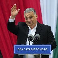 Ilustrační foto - Maďarský premiér Viktor Orbán na předvolebním shromáždění ve městě Székesfehérvár, 1. dubna 2022.
