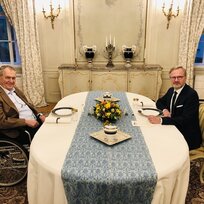 Pravidelné setkání prezidenta Miloše Zemana (vlevo) s premiérem Petrem Fialou (ODS), 26. října 2022, zámek Lány, Kladensko.