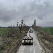 Ilustrační foto - Ruské tanky T-90 v nespecifikované oblasti na Ukrajině 23. ledna 2023.