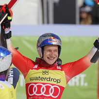 Švýcarský lyžař Marco Odermatt po vítězství v obřím slalomu Světového poháru v Kranjské Goře, 12. března 2023.