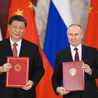 Ilustrační foto - Ruský prezident Vladimir Putin (vpravo) po jednání s čínským vůdcem Si Ťin-pchingem v Moskvě, 21. března 2023. 
