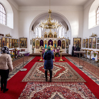 Pravoslavná církev opravuje kostel svatého Mikuláše v Ústí nad Labem. Na rekonstrukci vyhlásila církev sbírku, část pokryly dotace. Po začátku války na Ukrajině se s příchodem uprchlíků zvýšil zájem o bohoslužby asi o 30 až 40 procent. Na snímku z 22. března 2023 je interiér kostela.