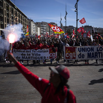 Demonstrace ve francouzském Marseille proti důchodové reformě, 28. března 2023.