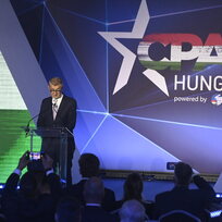 Ilustrační foto - Bývalý český premiér Andrej Babiš (ANO) na konferenci v Budapešti pořádané americkým konzervativním spolkem CPAC. 4. května 2023.