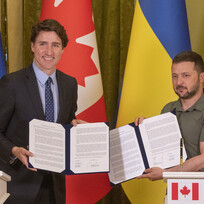 Zleva kanadský premiér Justin Trudeau a prezident Ukrajiny Volodymyr Zelenskyj.10. června 2023. 