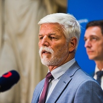 Tiskový brífink prezidenta Petra Pavla (vlevo) s hejtmanem Janem Grolichem (vpravo) na Krajském úřadu v Brně, 26. září 2023.