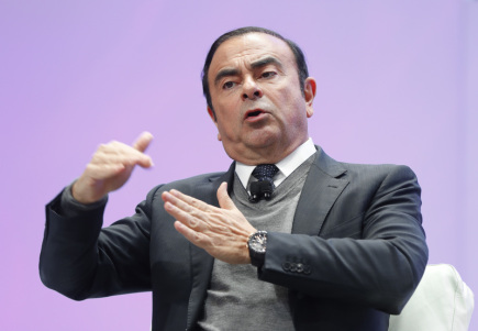 Médias : En France, ils ont émis un mandat d’arrêt contre l’ancien patron de Nissan, Carlos Ghosn