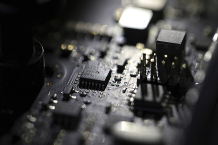 Handelsblatt: Bundesregierung bereit, chinesische Übernahme von Chipfabrik zu genehmigen