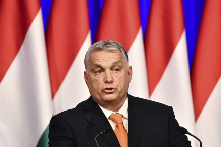 Putin si congratula con Orbán e molti colleghi europei sono ancora più riluttanti