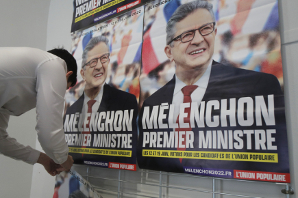 Les socialistes français iront aux urnes dans une large coalition de gauche
