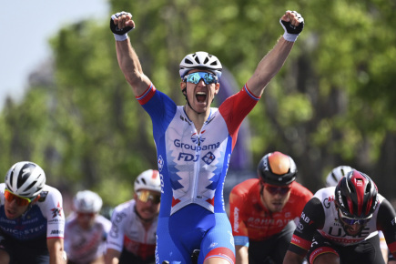 Démare égale le record des légendes françaises avec sa sixième victoire d’étape au Giro