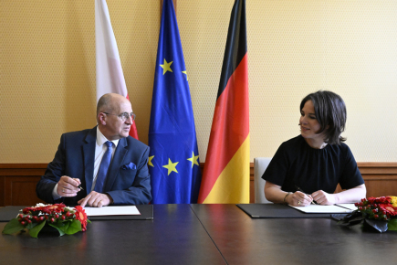 La Pologne veut que Berlin joue un rôle de premier plan dans la sécurité européenne