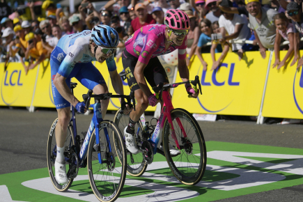 Cort remporte la dixième étape du Tour de France, Pogačar conserve de justesse le maillot jaune